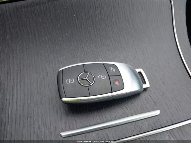 WDDWJ8EB1KF836857 Mercedes-Benz C 300 4matic