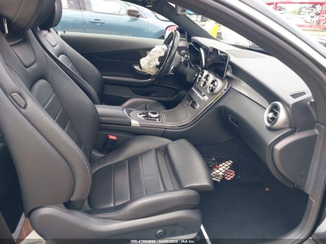 WDDWJ8EB1KF836857 Mercedes-Benz C 300 4matic