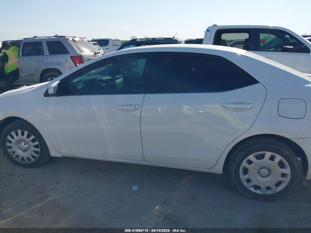 Toyota COROLLA LE 2017 5YFBURHE5HP705380 Image 14