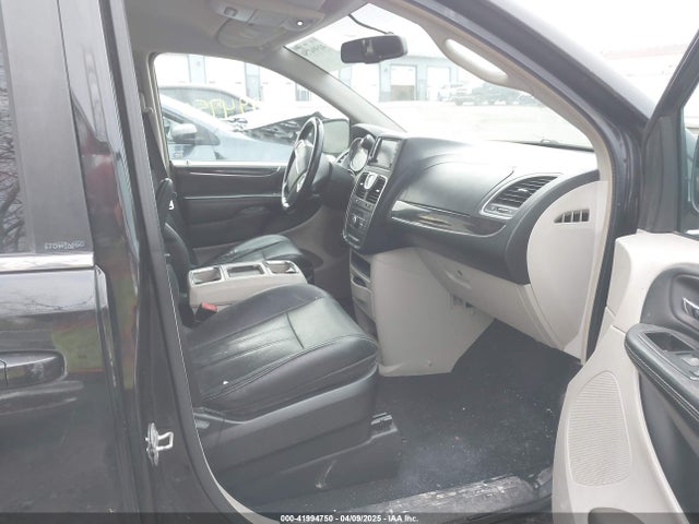 2C4RC1BG6ER225664 Chrysler Town & Country Touring