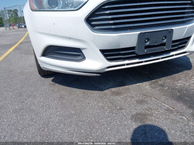 3FA6P0HD0FR307552 Ford FUSION SE