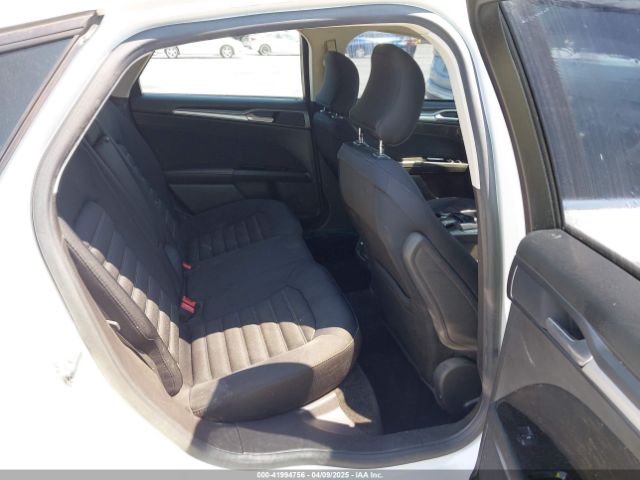 3FA6P0HD0FR307552 Ford FUSION SE