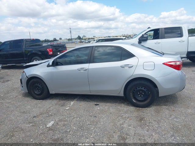 5YFBURHE7HP715912 Toyota COROLLA LE