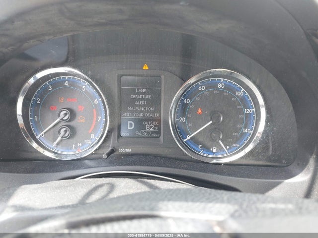 5YFBURHE7HP715912 Toyota COROLLA LE