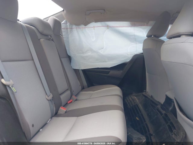 5YFBURHE7HP715912 Toyota COROLLA LE