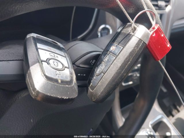 3FA6P0LU8LR163896 Ford Fusion Hybrid Se