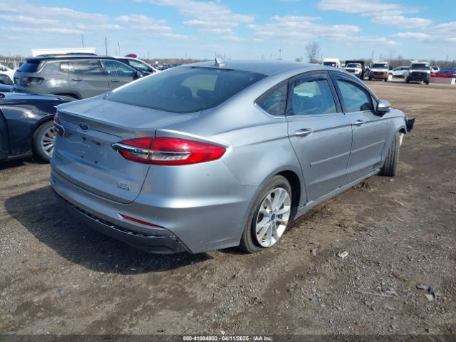 3FA6P0LU8LR163896 Ford Fusion Hybrid Se