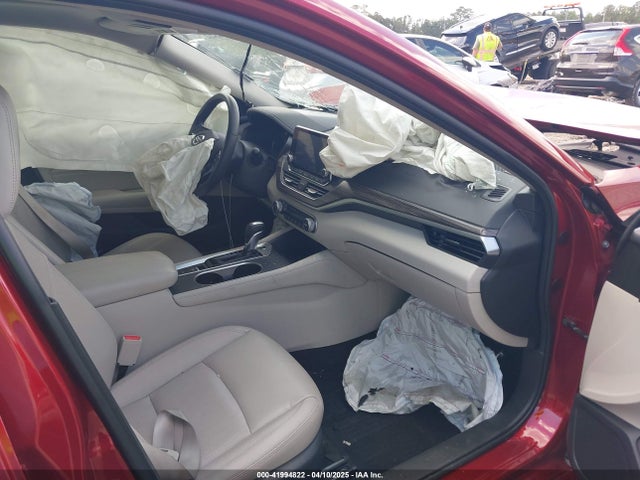 1N4BL4FV7KC113753 Nissan Altima 2.5 Platinum