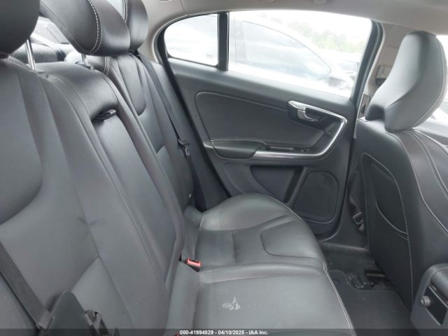 YV126MFL8H2425928 Volvo S60 T5 Dynamic
