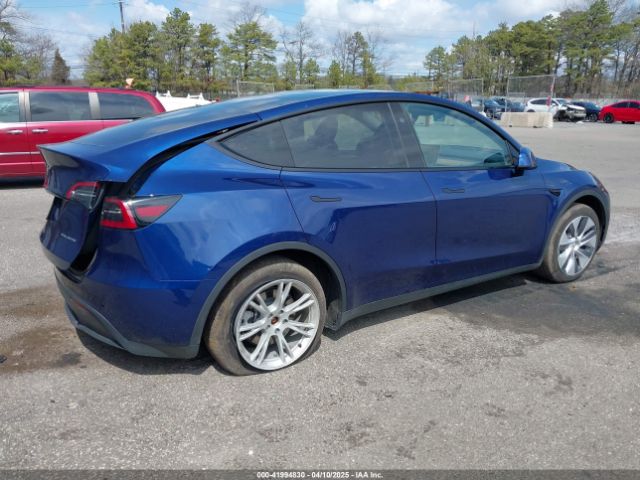 2023 TESLA MODEL Y 7SAYGAEE0PF892595 Photo 3
