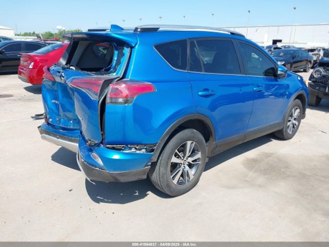 JTMWFREV2JJ168557 Toyota Rav4 Xle