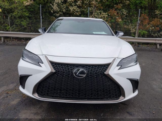 58ABA1C13RU038476 Lexus Es 300h F Sport Handling