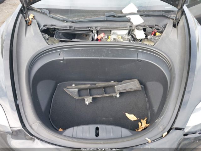 5YJ3E1EB3JF127410 Tesla Model 3 Long Range/performance