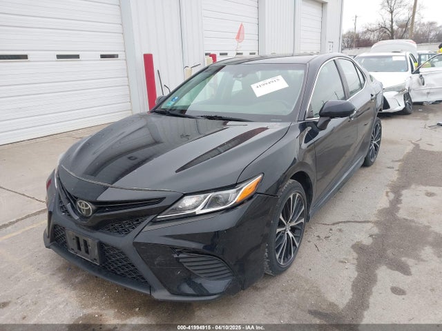 4T1B11HK3JU623233 Toyota CAMRY SE