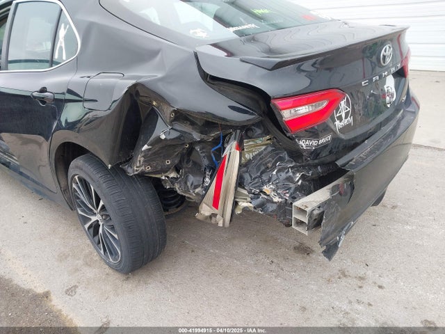 4T1B11HK3JU623233 Toyota CAMRY SE