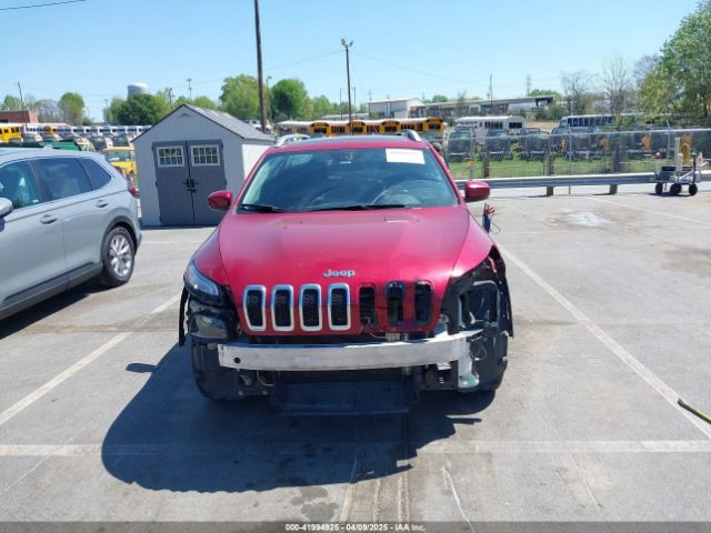 1C4PJLCB0HW661255 Jeep Cherokee Latitude Fwd