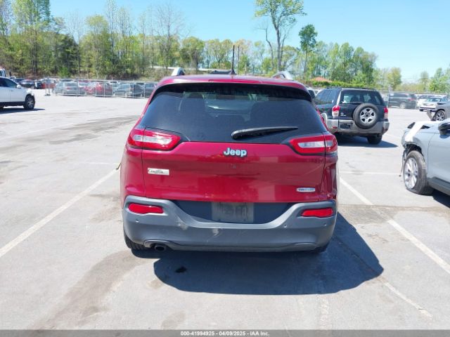 1C4PJLCB0HW661255 Jeep Cherokee Latitude Fwd