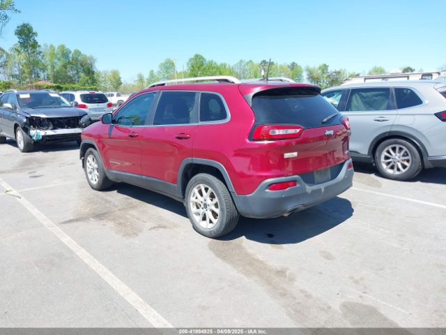 1C4PJLCB0HW661255 Jeep Cherokee Latitude Fwd