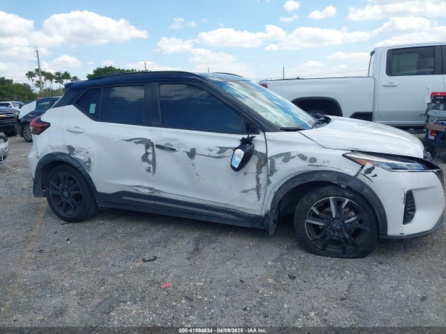 3N1CP5DV4PL532363 Nissan Kicks Sr Xtronic Cvt
