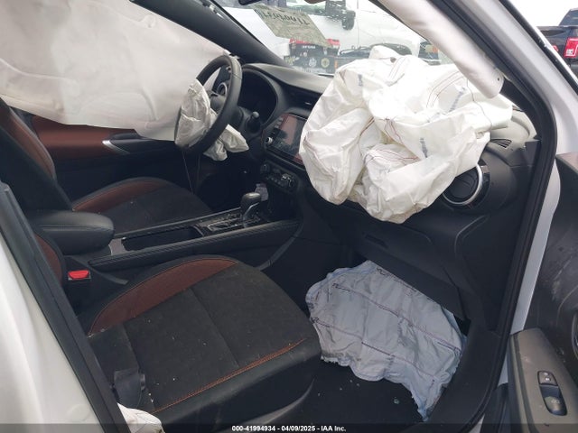 3N1CP5DV4PL532363 Nissan Kicks Sr Xtronic Cvt