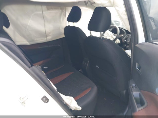3N1CP5DV4PL532363 Nissan Kicks Sr Xtronic Cvt