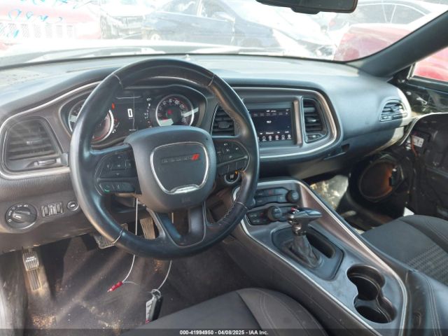 2C3CDZAG5KH561606 Dodge Challenger Sxt