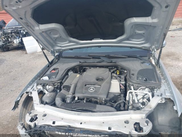 WDDZF4KB0HA091682 Mercedes-Benz E 300 4matic
