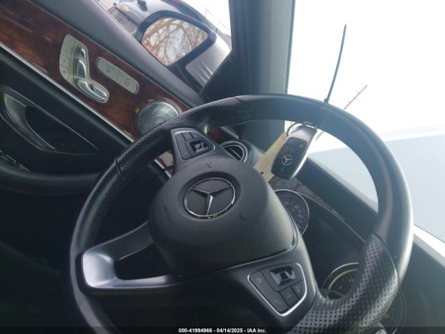 WDDZF4KB0HA091682 Mercedes-Benz E 300 4matic