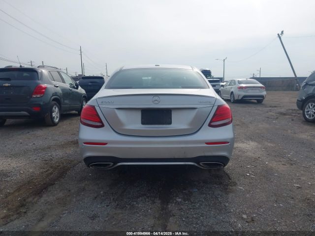 WDDZF4KB0HA091682 Mercedes-Benz E 300 4matic