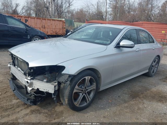 WDDZF4KB0HA091682 Mercedes-Benz E 300 4matic
