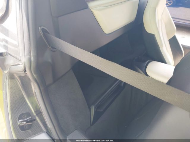 WBY2Z6C52KVG98174 BMW I8
