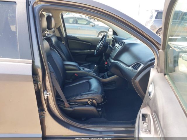 3C4PDCGBXHT582649 Dodge Journey Crossroad Plus
