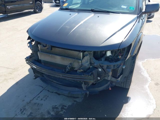 3C4PDCGBXHT582649 Dodge Journey Crossroad Plus