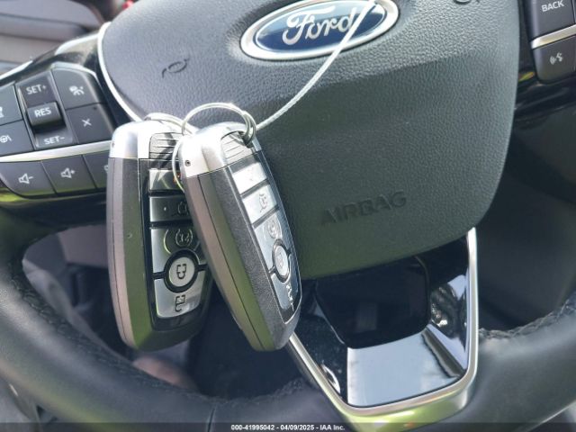 1FMCU0H65NUA38734 Ford ESCAPE SEL