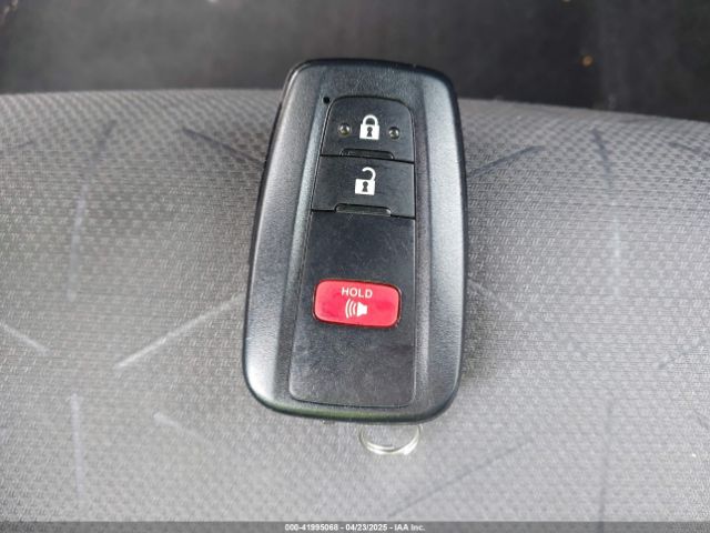 JTMW1RFVXKJ014127 Toyota Rav4 Xle