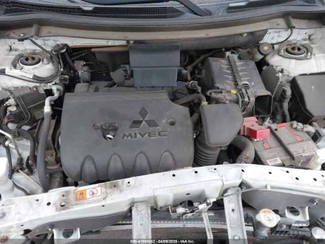 JA4AZ3A36GZ035629 Mitsubishi Outlander Es