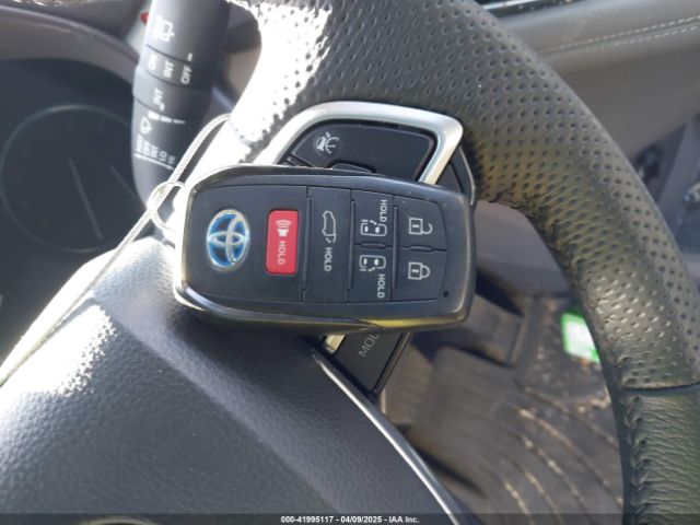 2024 TOYOTA SIENNA 5TDZSKFC8RS145490 Photo 10