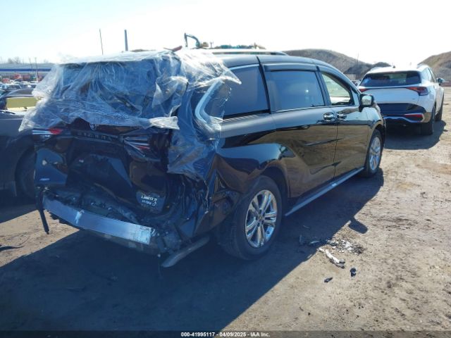 2024 TOYOTA SIENNA 5TDZSKFC8RS145490 Photo 3