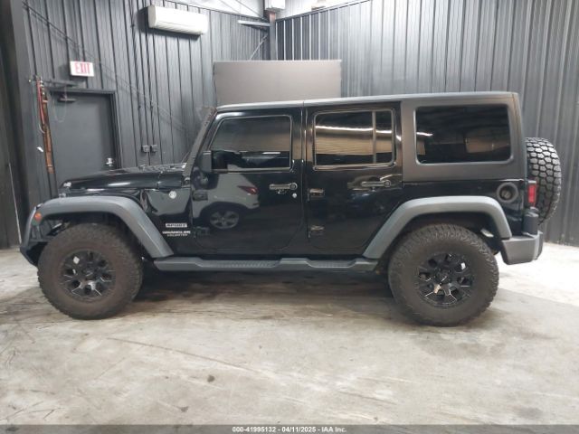 1C4BJWDG1FL749803 Jeep Wrangler Unlimited Sport