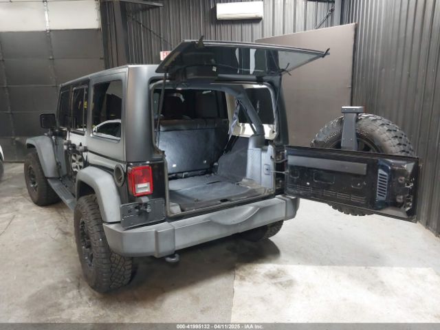 1C4BJWDG1FL749803 Jeep Wrangler Unlimited Sport