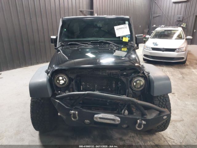 1C4BJWDG1FL749803 Jeep Wrangler Unlimited Sport