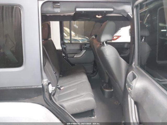 1C4BJWDG1FL749803 Jeep Wrangler Unlimited Sport