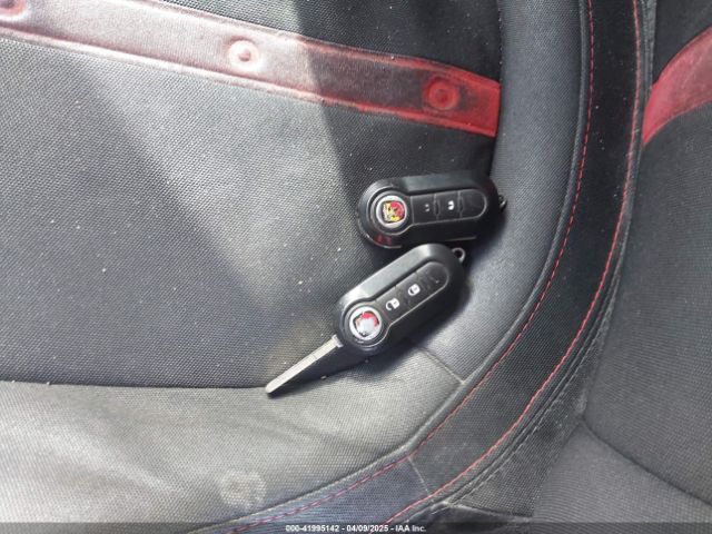 2013 FIAT 500 3C3CFFFH5DT743455 Photo 10
