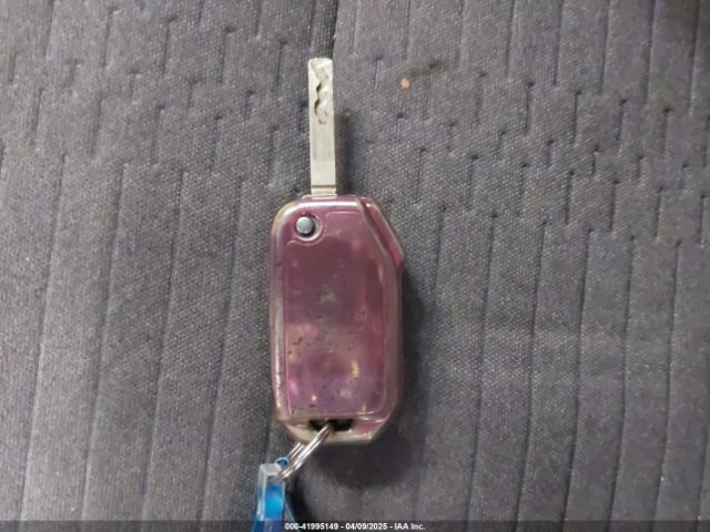 KNDEUCAA6M7117095 KIA SELTOS S