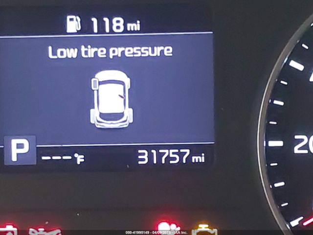 KNDEUCAA6M7117095 KIA SELTOS S