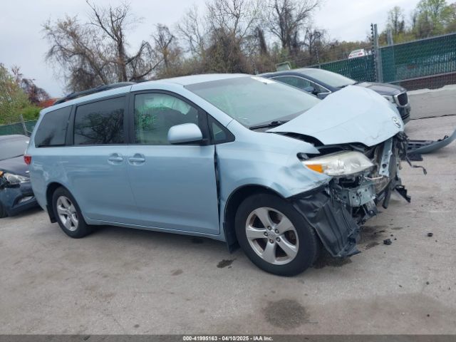 5TDKK3DC3FS537007 Toyota Sienna Le 8 Passenger