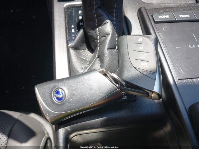 58ADA1C14MU012213 Lexus ES 300H