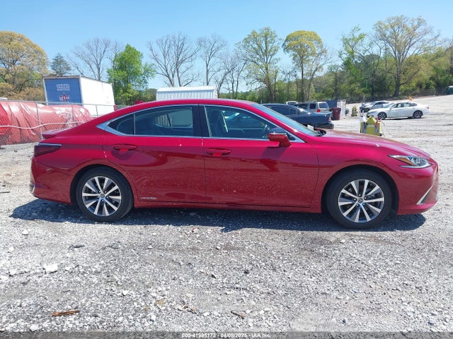 58ADA1C14MU012213 Lexus ES 300H