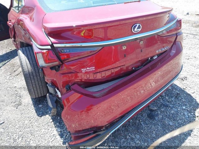 58ADA1C14MU012213 Lexus ES 300H