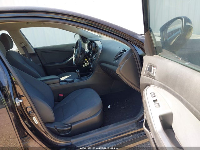 5XXGM4A76FG434663 KIA Optima Lx